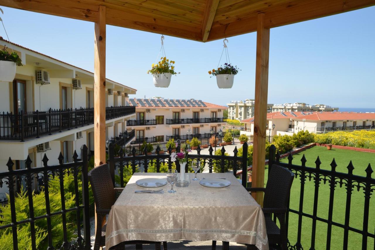 Riverside Garden Resort & Suna'S Beach Club Krini Zewnętrze zdjęcie